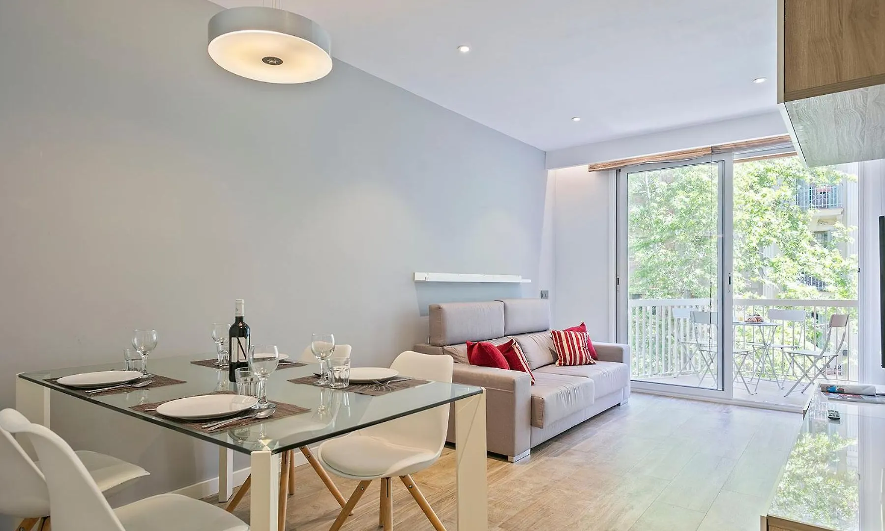 Habitat Apartments Pau location