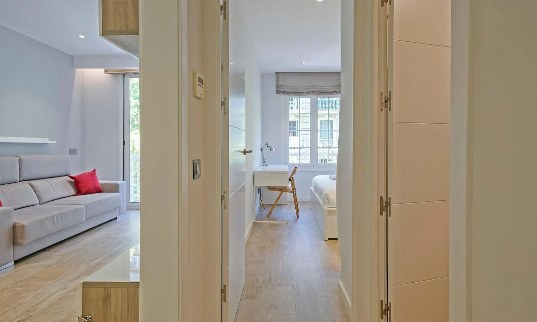 Habitat Apartments Pau Barselona İspanya