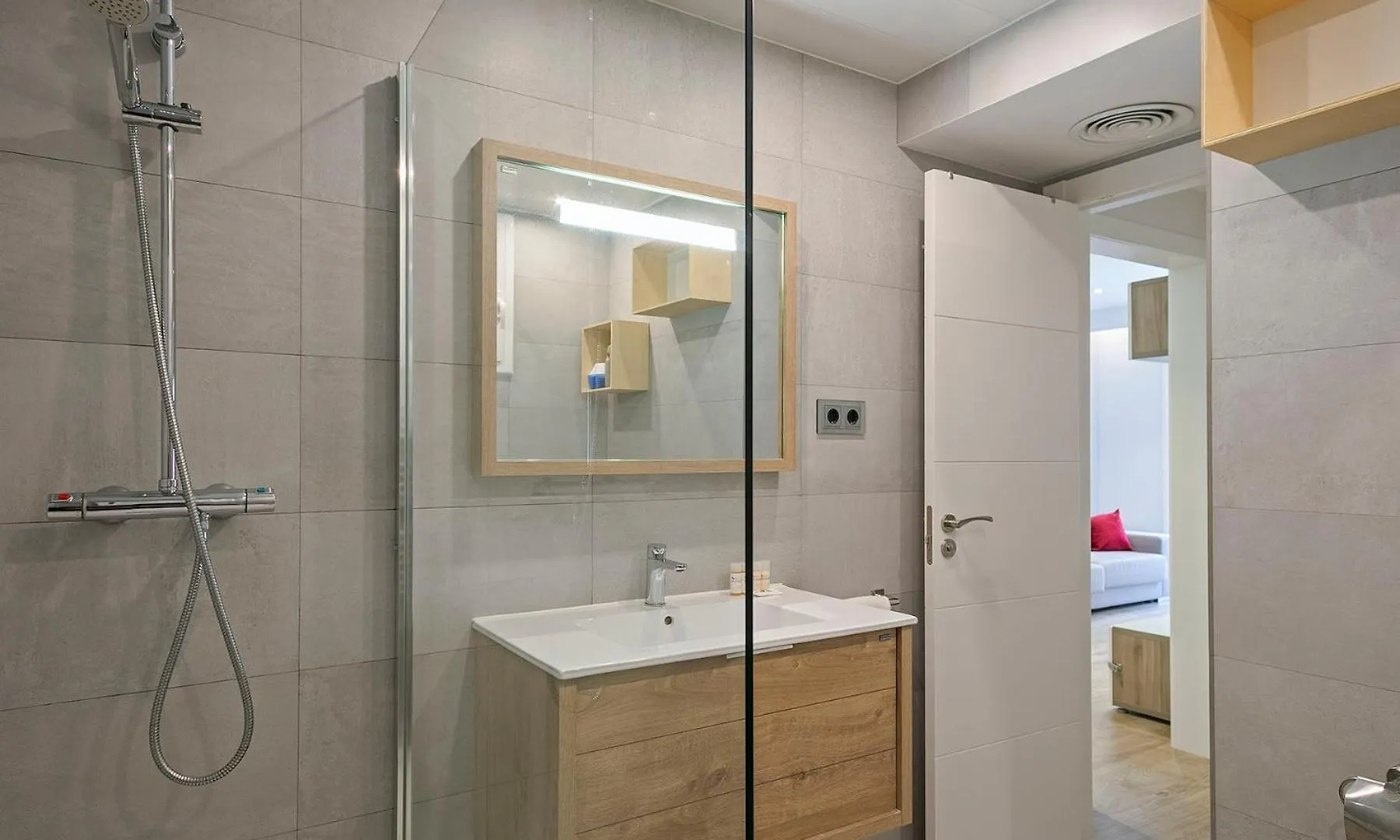 Habitat Apartments Pau Barselona