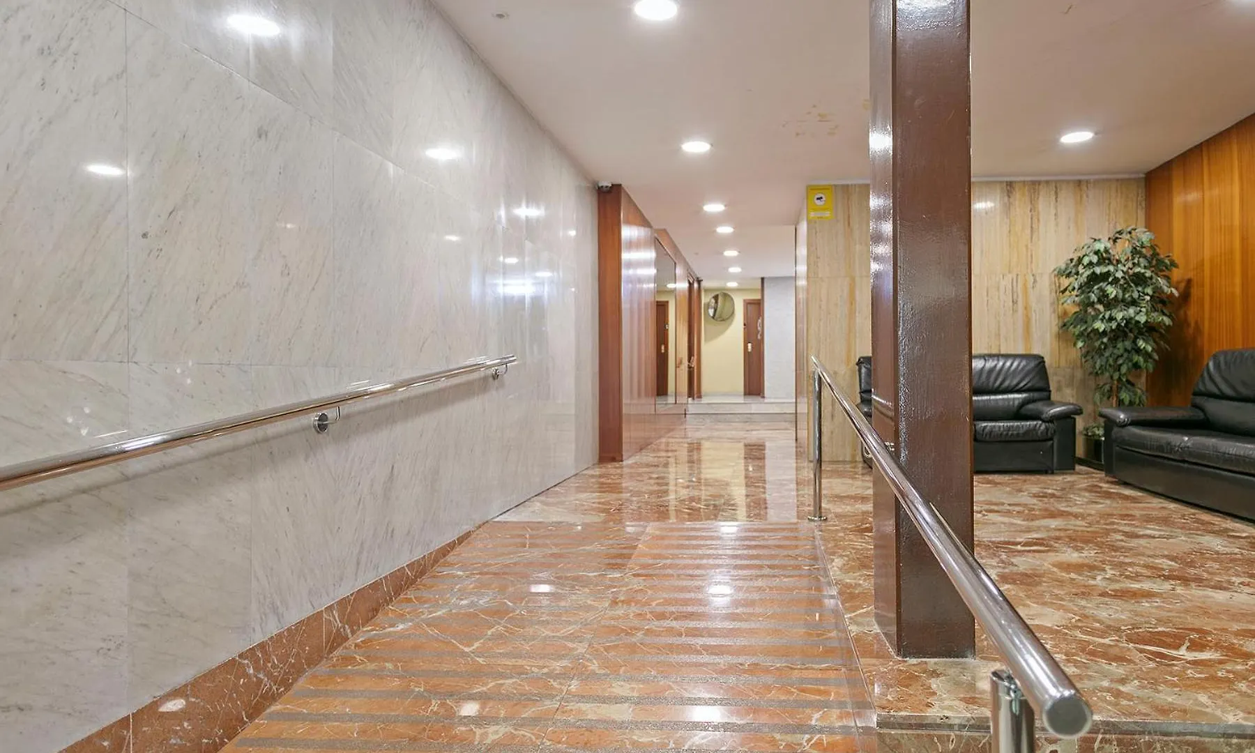 Habitat Apartments Pau Barselona